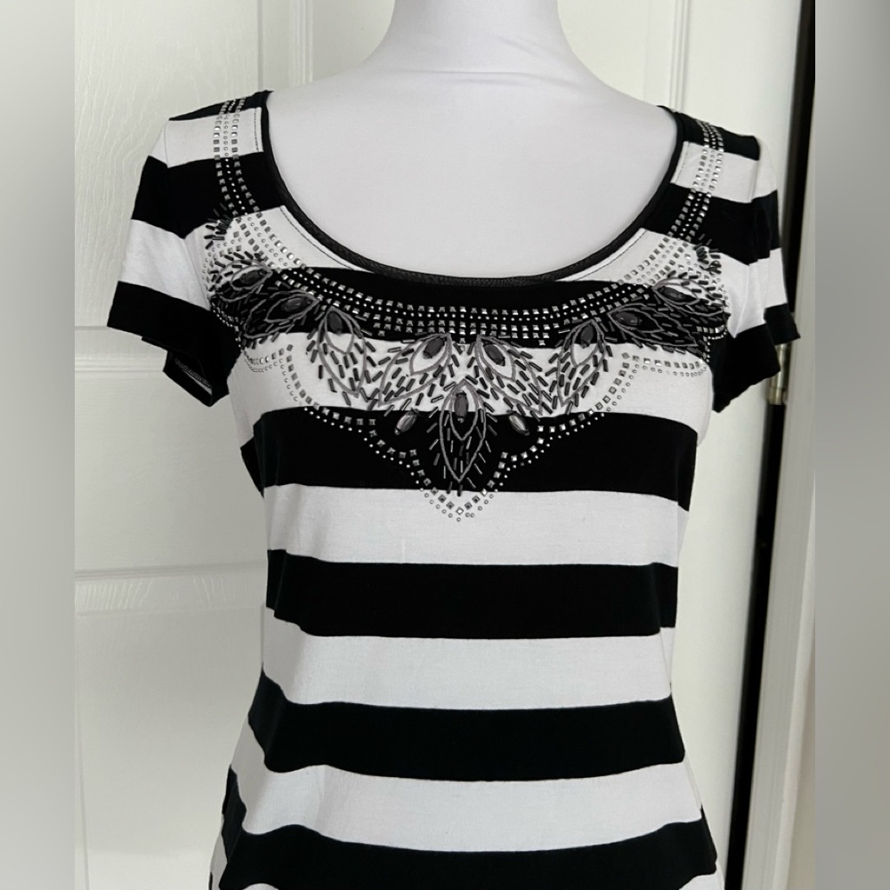 White House/Black Market Short Sleeve Embellished Top - Size Medium